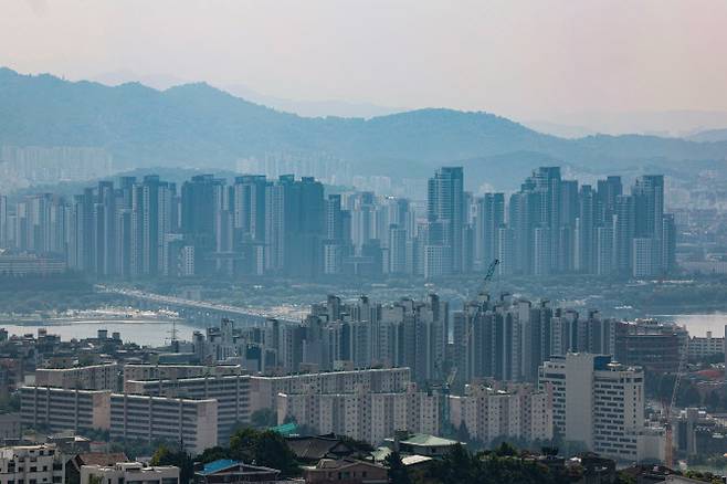 남산에서 바라본 서초구 일대 아파트.(사진=연합뉴스)