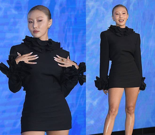 화사가 백리스에 짧아도 너무 짧은 미니 원피스룩을 선보였다.사진=MK스포츠DB