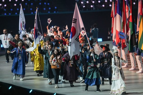 제5회 월드노마드게임 개막식에 한국 선수단이 입장하고 있다. WNG 대회본부