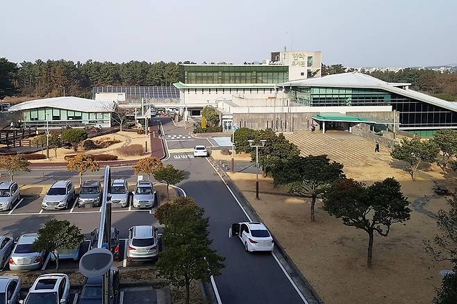 [제주=뉴시스] 제주도 한라도서관. (사진=뉴시스 DB). photo@newsis.com *재판매 및 DB 금지