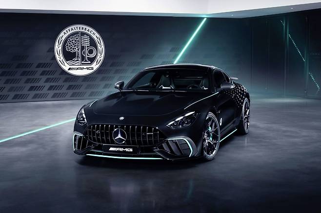 AMG GT 63 프로 4MATIC 플러스 모터스포츠 컬렉터 에디션