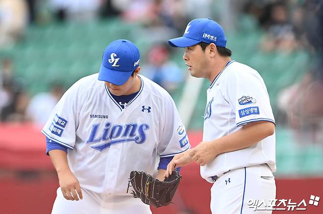 5일 오후 인천 SSG랜더스필드에서 열린 '2024 신한 SOL Bank KBO 올스타 프라이데이' 퓨처스 올스타전 남부와 북부의 경기, 남부 올스타 삼성 정대현 2군 감독이 투수 교체를 진행하고 있다. 엑스포츠뉴스 DB