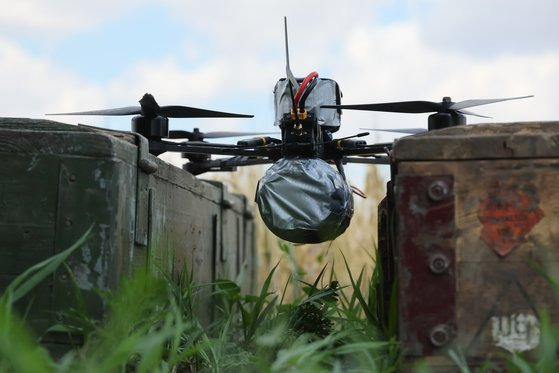 러시아군의 UAV 부대가 특수 군사작전에 투입한 전투 FPV 자폭드론. [TASS=연합뉴스]