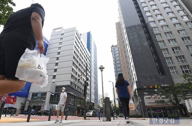 서울 마포구에 오피스텔 건물이 들어서 있다. 사진=김범준 기자