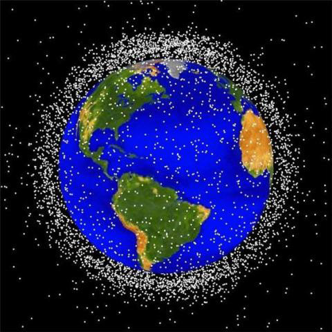 우주 쓰레기. 사진 제공=NASA