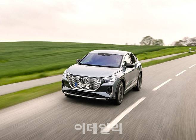 아우디의 소형 전기 SUV ‘아우디 Q4 스포트백 e-트론’.(사진=아우디코리아)