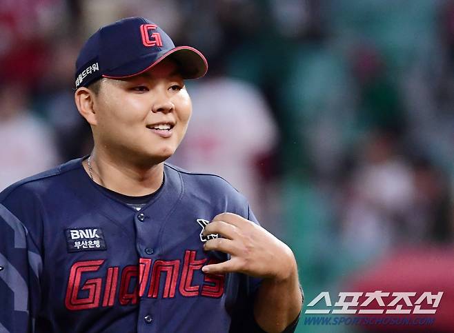 롯데 선발 박진. 인천=송정헌 기자songs@sportschosun.com/2024.09.11/