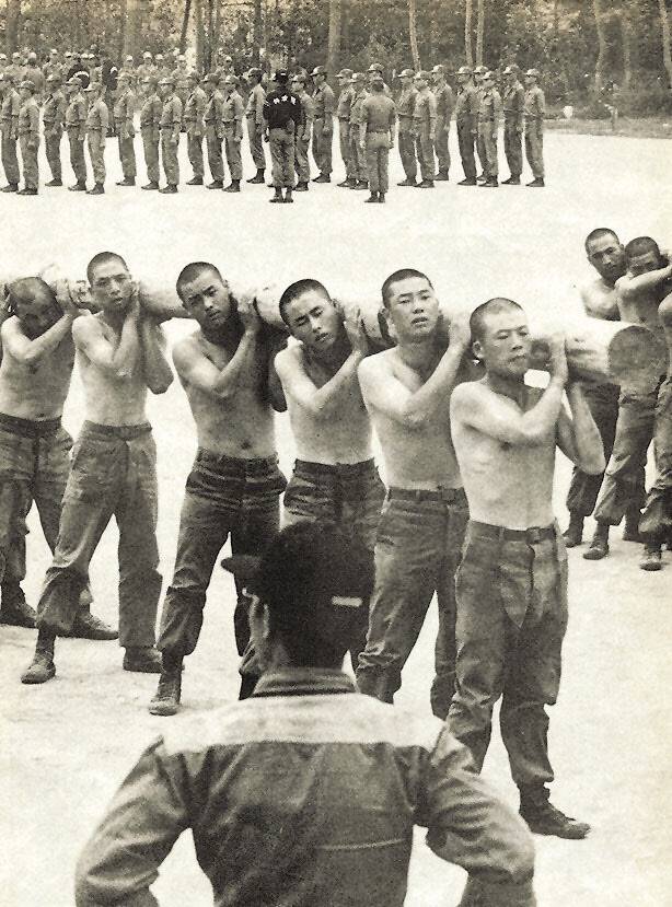 삼청교육대 모습. 한겨레 자료사진