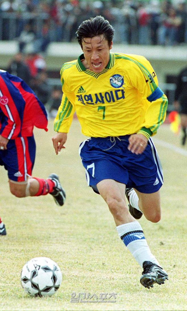 신태용 감독 현역 시절.&nbsp; 사진=IS포토