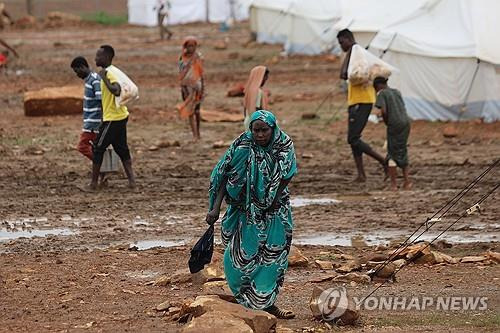 내전 중인 수단의 난민캠프 [EPA 연합뉴스 자료사진. 재판매 및 DB 금지] photo@yna.co.kr