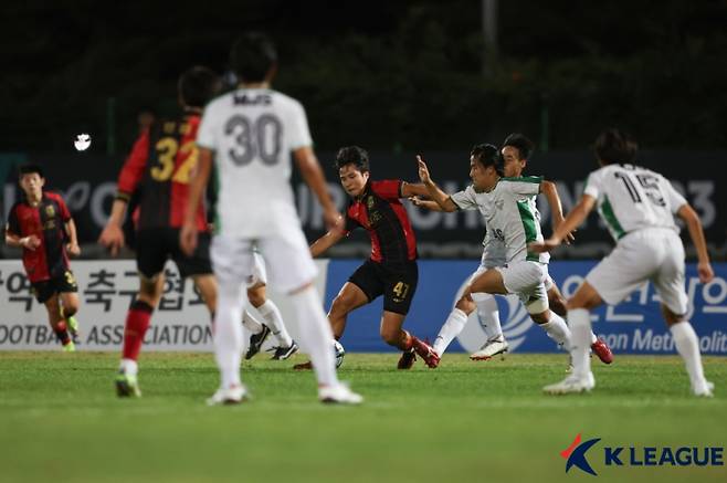 지난해 열린 K리그 인터내셔널 유스컵 인천 2023 FC서울 U-17과 도쿄 베르디 U-17팀의 경기 모습. 사진=프로축구연맹