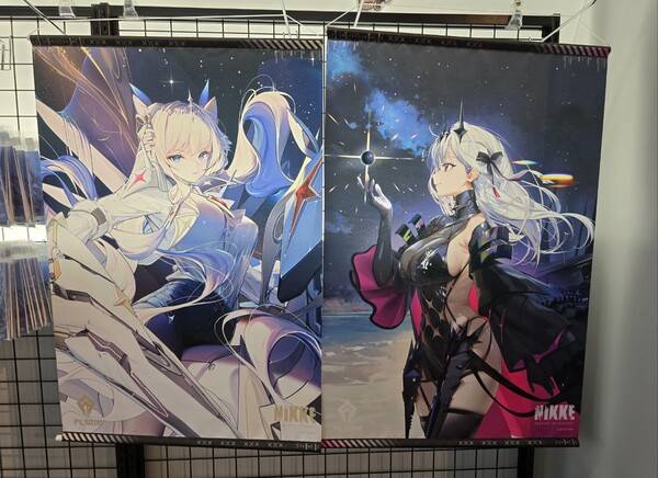 - 모더니아 세컨드 어펙션 족자 인기가 상당했다