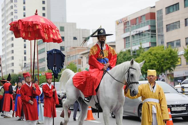 지난해 열렸던 정조대왕 능행차 공동재현 사진. 서울시 제공