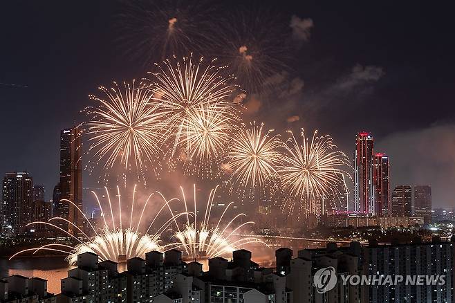 2023 서울세계불꽃축제 현장 [연합뉴스 자료사진]