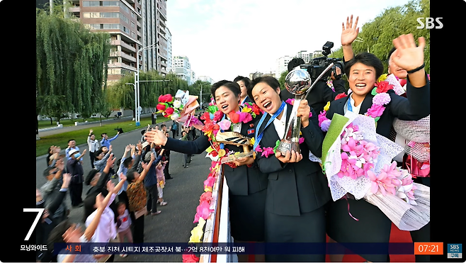 3.png 북한 축구 우승 대대적 선전…스포츠 \'애국 마케팅\'