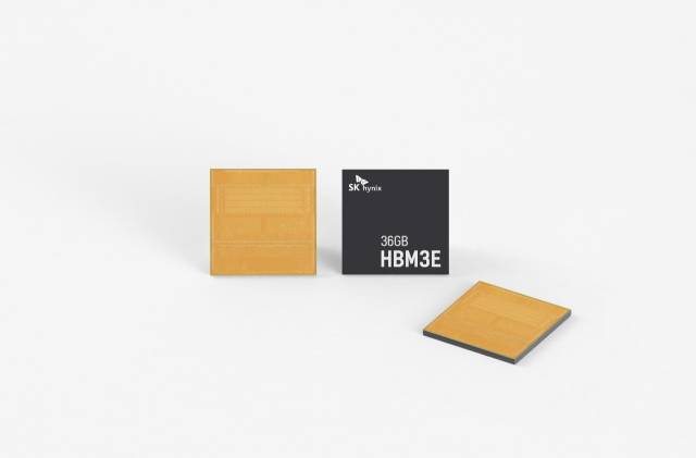 SK하이닉스가 양산에 착수한 HBM3E 12단 제품