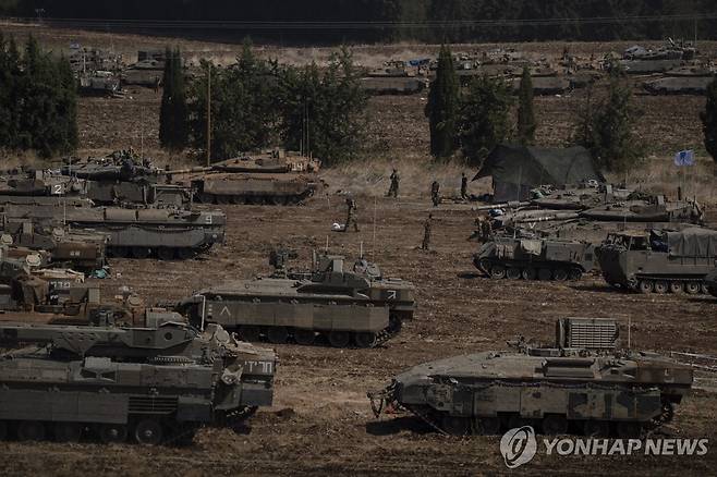 이스라엘군 장갑차 [AP 연합뉴스. 재판매 및 DB 금지]