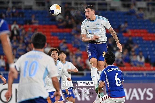 ▲ 김판곤 감독이 이끈 울산은 2일 요코하마 국제경기장에서 열린 2024-25시즌 아시아축구연맹(AFC) 챔피언스리그 엘리트(ACLE) 리그 스테이지 2차전에서 요코하마 F.마리노스에 0-4로 졌다.