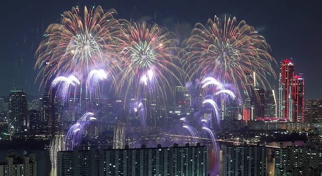 2023 Seoul International Fireworks Festival [NEWS1]