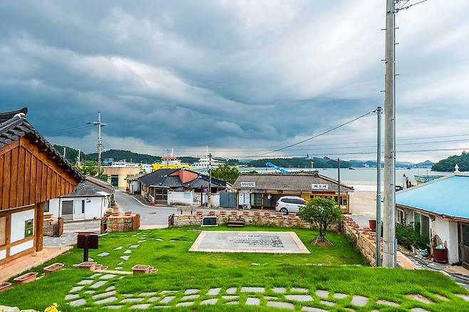 우수영선착장이 보이는 우수영문화마을