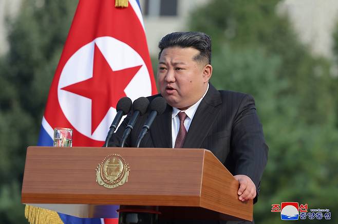 North Korean leader Kim Jong-un delivers a speech during a visit to Kim Jong-un University of National Defense in Pyongyang on Monday, marking the school's 60th anniversary, in this photo provided by North Korea's state-run Korean Central News Agency the following day. (Yonhap)