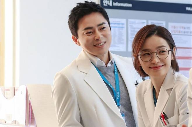 조정석과 전미도