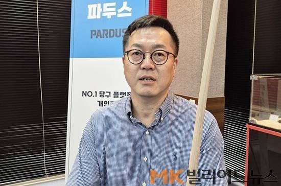 파두스는 국내 최대 당구커뮤니티다. 송준헌 대표는 온라인을 통해 발판을 마련한 다음, 오프라인 매장으로 확대발전시키겠다고 덧붙였다.