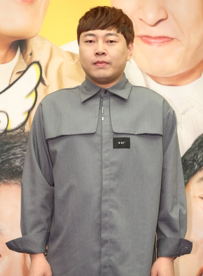 image.png [공식] ‘불법 도박’ 이진호, 결국 ‘아는 형님’ 하차 “기존 촬영분 편집”