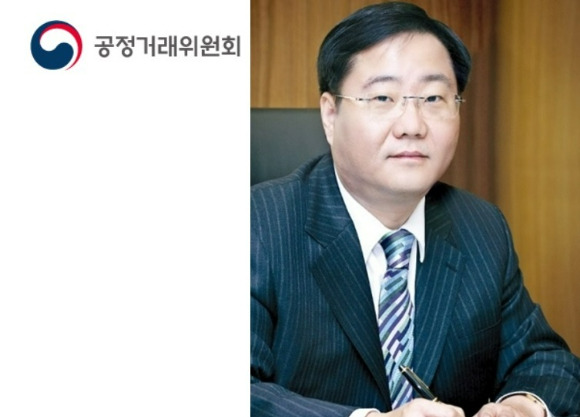 공정거래위원회는 지난 8월 정몽진 KCC그룹 회장의 기업집단 지정자료 허위 제출에 대해 경고 조치를 의결했다. 2021년 실바톤어쿠스틱스 등 차명주식 보유 회사 누락에 대한 경고와 아일랜드 등 동일인관련자 지배회사 누락 이후 3년만에 또다시 공정위를 제재를 받았다.