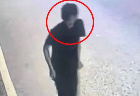 지난달 26일 범행 후 웃으며 걸어가는 박대성. 사진 YTN 캡처