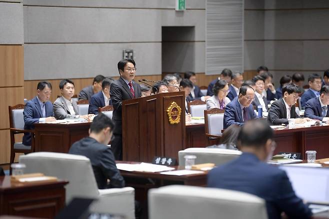 시정질문 답변하는 강기정 광주시장 [광주시 제공. 재판매 및 DB 금지]