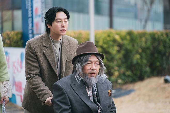 디즈니+