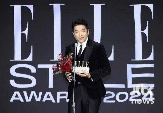 17일 오후 서울 성수동 에스팩토리에서 화려한 스타일 축제 '엘르 스타일 어워즈 2024(ELLE STYLE AWARDS 2024)' 가 열렸다. 박세완 엔터뉴스팀 기자 park.sewan@jtbc.co.kr (콘텐트비즈니스본부)