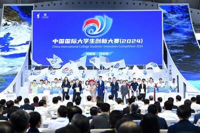 The China International College Students' Innovation Competition took place in Shanghai from October 12 to 15 (photo by Shanghai Jiao Tong University) (PRNewsfoto/xinhuanet)