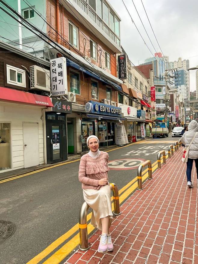 제렌 이즈기는 한국을 제2의 고향처럼 생각한다.[사진=세종학당 재단 제공]