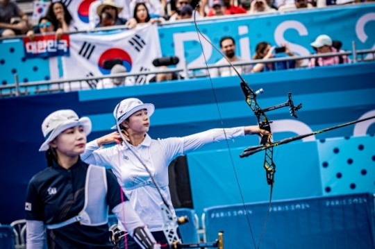 전훈영(왼쪽)과 임시현