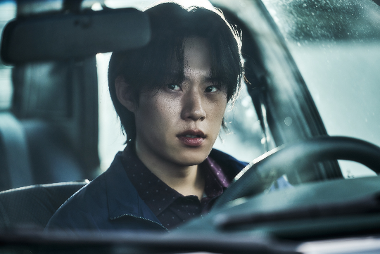 배우 김성철이 넷플릭스 시리즈 ‘지옥’ 시즌2로 시청자를 만난다.사진=넷플릭스 제공