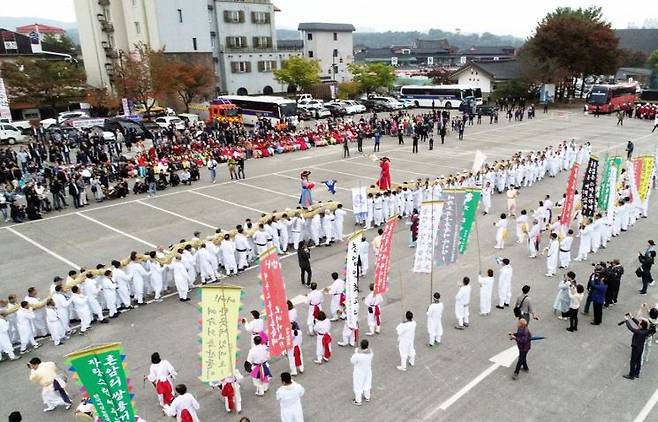 여주세종문화관광재단은 지난 18~20일 신륵사관광지 일원에서 ‘여주오곡나루축제’를 개최하고 있다. ＜사진=여주시＞