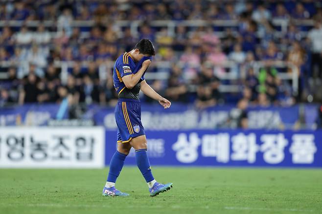 울산문수축구경기장/ K리그1/ 울산HDFC vs 수원FC/ 울산 주민규/ 퇴장/ 사진 김정수