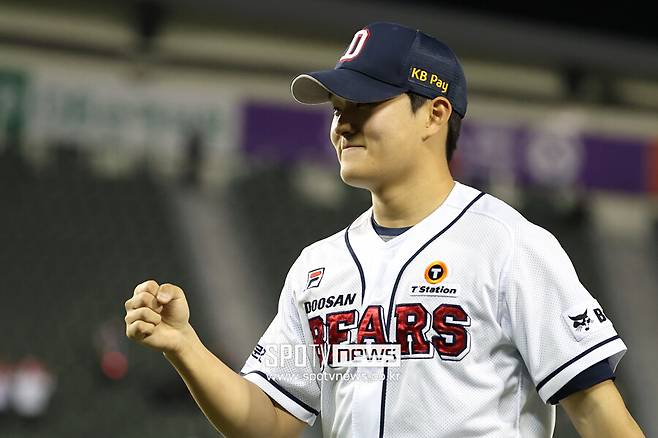 ▲ 두산 베어스 신인 김택연은 KBO 역대 최연소 10세이브를 달성했다. ⓒ 곽혜미 기자