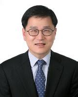 신인철 한국침례신학대학교 신학과 부교수