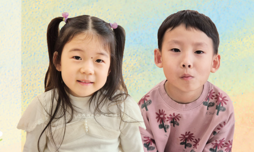 (좌측부터)김태희·양지원 어린이. 김포 푸른솔유치원 제공