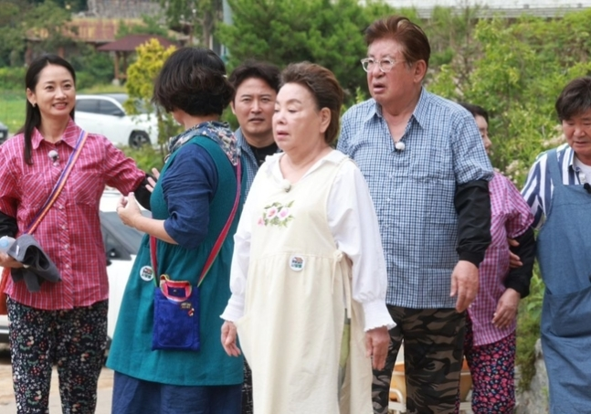 배우 조하나가 공개한 과거 故 김수미의 방송촬영 비하인드 이미지. 사진 조하나 SNS