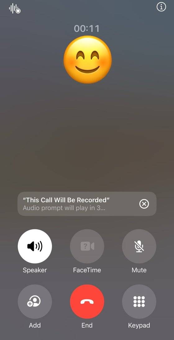 왼쪽 상단에 있는 녹음 버튼을 누르면 상대방에게 이 통화가 녹음될 것이란 통보가 간 뒤 통화가 녹음된다. 사진 아이폰 캡처