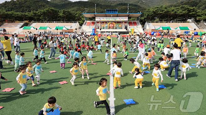 어린이 한마음 체육대회.(과천시 제공)