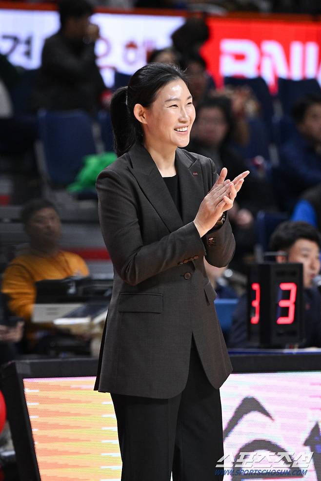 BNK 박정은 감독. 사진제공=WKBL