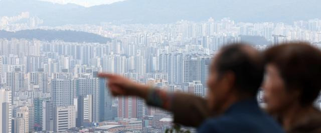 27일 서울 용산구 남산에서 바라본 아파트 단지. 뉴시스