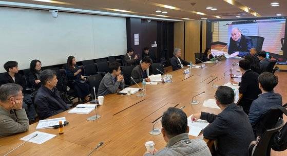 지난 25일 한양대 국제관에서 개최된 2024년 추계 공동학술회의 ‘시진핑 정부의 중국 위기 인식과 대응 방안’의 개회식에서 민귀식 현대중국학회장이 발언하고 있다. 사진 중앙일보 중국연구소