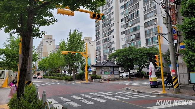 전국 어린이집과 유치원‧초‧중‧고등학교의 절반가량이 주변 1km 안에 성범죄자가 거주하지만, 전남은 31%로 세종과 제주에 이어 세 번째로 낮은 것으로 조사됐다. 사진은 기사 내용과 관련 없습니다.