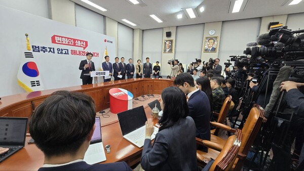 ▲한동훈 국민의힘 대표가 30일 취임 100일 기자회견에서 기자들의 질문에 답변하고 있다. 사진=미디어오늘 영상 갈무리